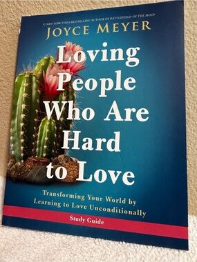 Joyce Meyer Loving People Who Are Hard to Love - Blue Study Guide book